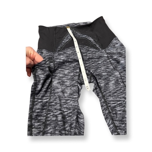 Lululemon exquisite crop dramatic static white black / black - Picture 12 of 14